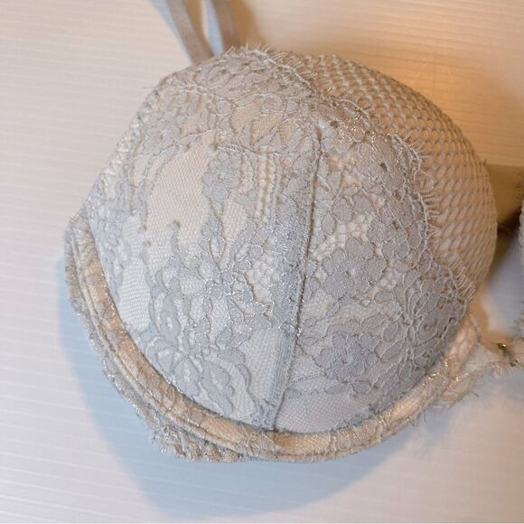 Victoria's Secret Very Sexy gray lace mesh netting Padded Push Up Bra Size 32C - Picture 3 of 10